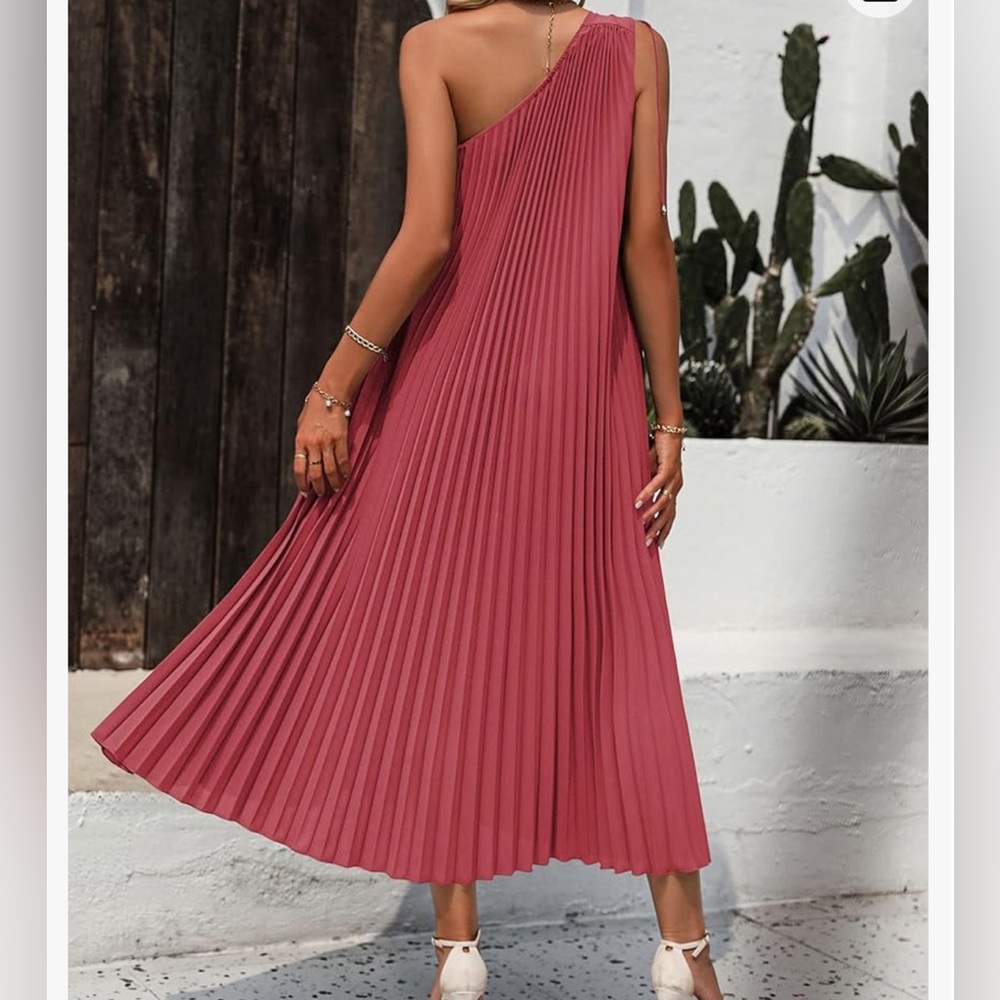 Women's One Shoulder Pleated Dress (maternity) - Picture 3 of 5